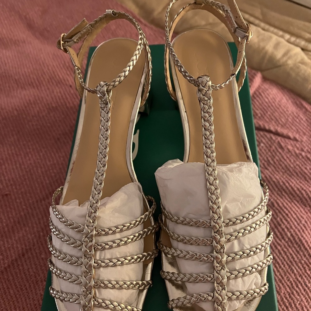 J Crew Gold Leather Sandals 91/2
